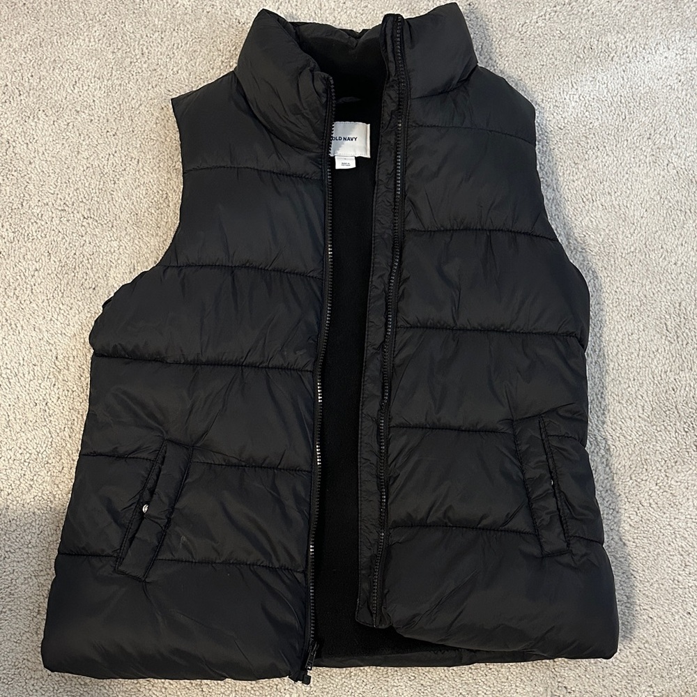 Old Navy Black Quilted Vest